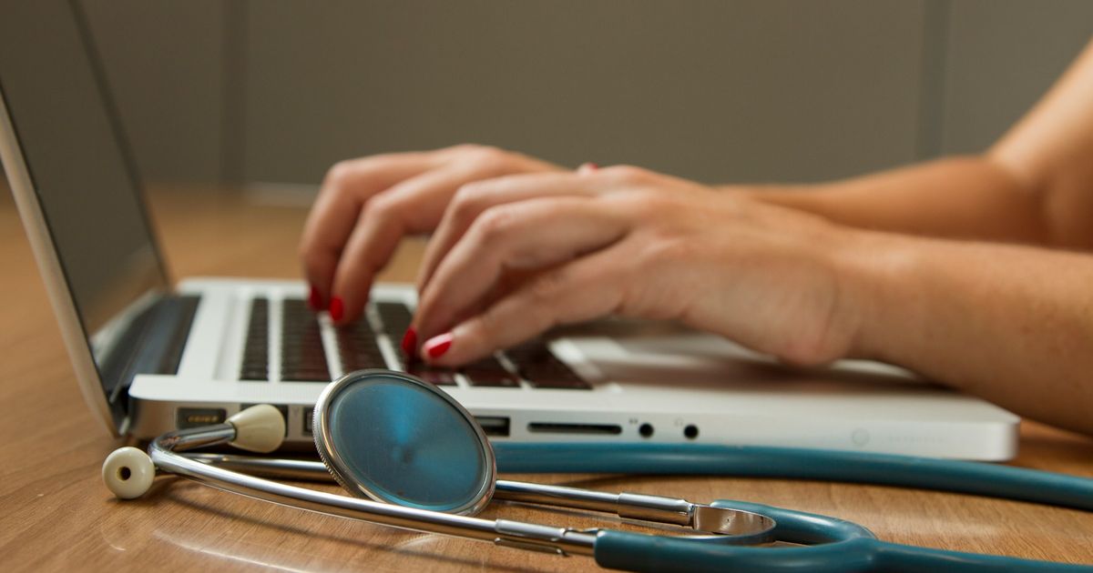Comprehensive Guide to Selecting Medical Software | W3Catalog